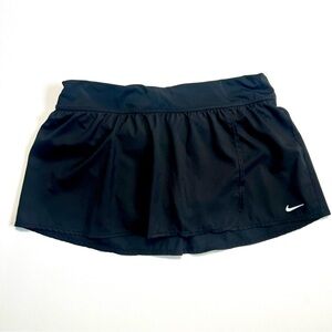 Nike • Women's Plus Size Nike Swim Solid Boardskirt • Black • Size 1X